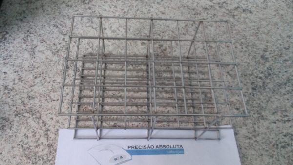 Estante em INOX para 12 Tubos De Ensaio c/16 mm de diametro cobertura em INOX